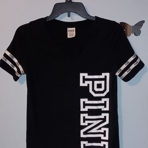 SOLD ON ANOTHER APPWomen's VS PINK Black and White Shirt